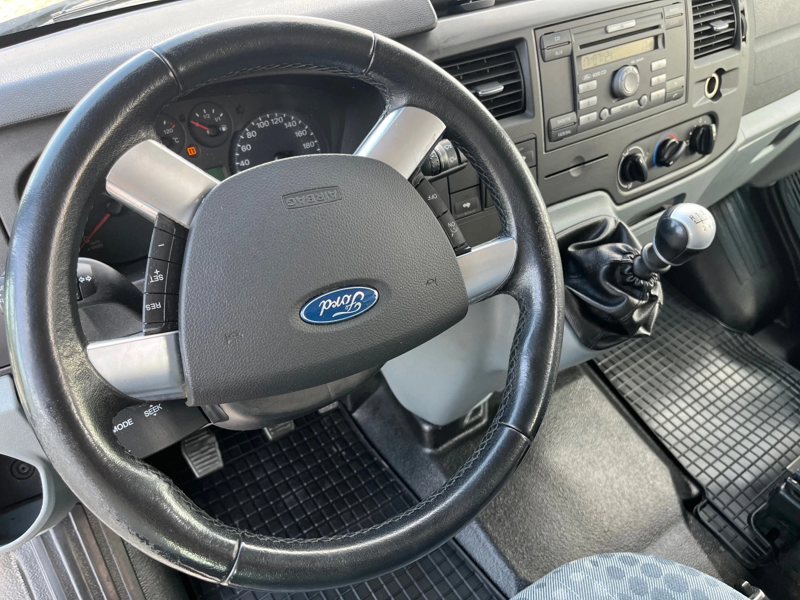 Ford Transit 4Х4 140КС ФУЛ ЕКСТРИ КАТО НОВ ТОП СЪСТОЯНИЕ - изображение 10