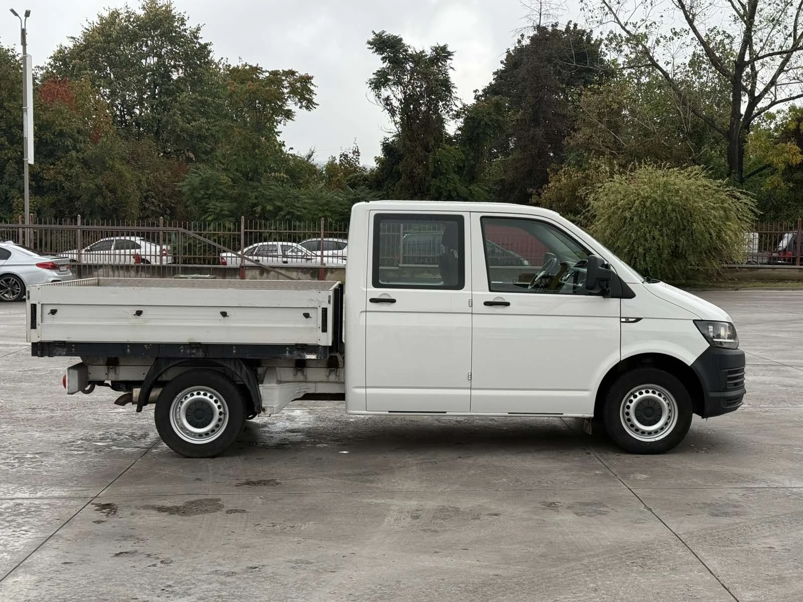 VW Transporter Товаропътнически, 2.0 TDi - 101 к.с. - изображение 3