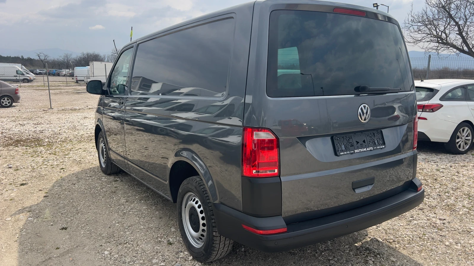 VW T6 2018 2.0DSG EVRO6 Distronic, снимка 4 - Бусове и автобуси - 53875313