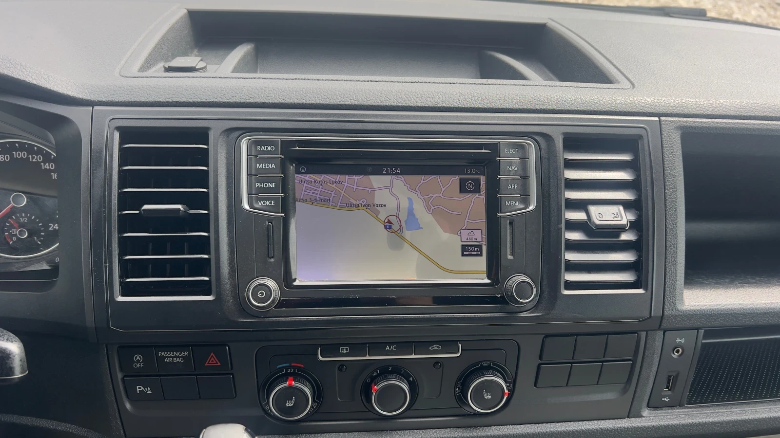 VW T6 2018 2.0DSG EVRO6 Distronic, снимка 17 - Бусове и автобуси - 53875313