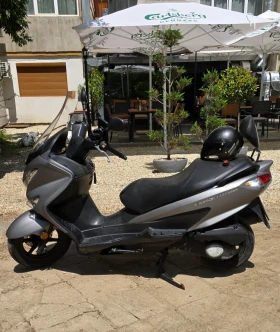 Suzuki Burgman, снимка 1