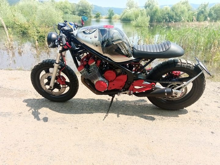 Yamaha XJ, снимка 6 - Мотоциклети и мототехника - 44239082