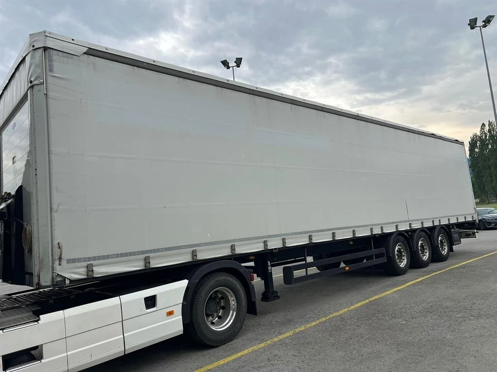 Полуремарке Schwarzmuller 3/E Тристрана щора, снимка 2 - Ремаркета - 54438168