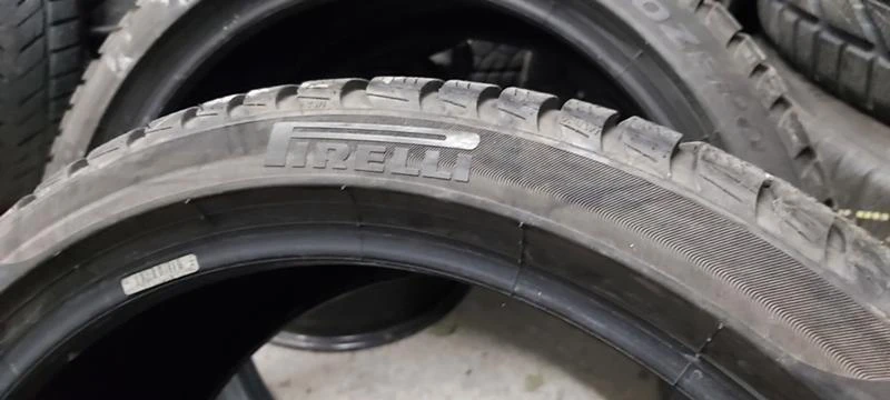 Гуми Зимни 255/35R19, снимка 7 - Гуми и джанти - 35608059