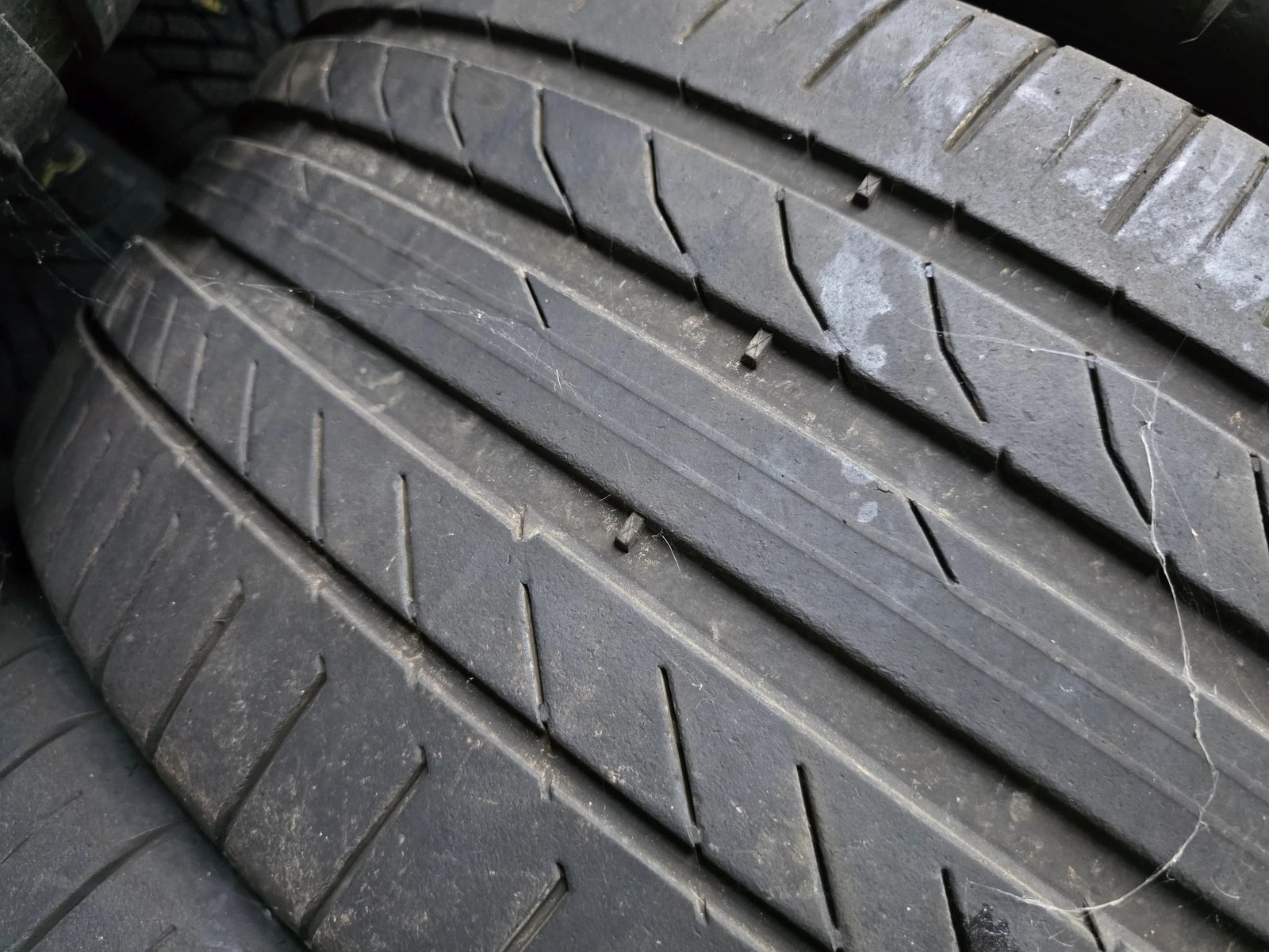 Гуми Летни 255/45R20, снимка 7 - Гуми и джанти - 56731048