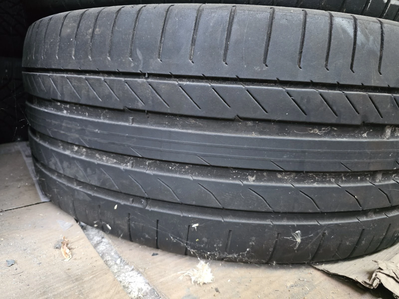 Гуми Летни 255/45R20, снимка 4 - Гуми и джанти - 56731048