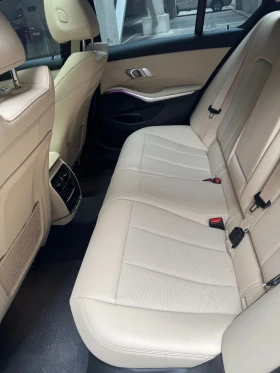 BMW 330  Xdrive 2022 на 20 к км , снимка 12
