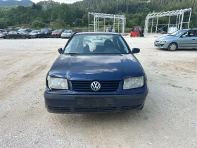 VW Bora 1.6i, снимка 1