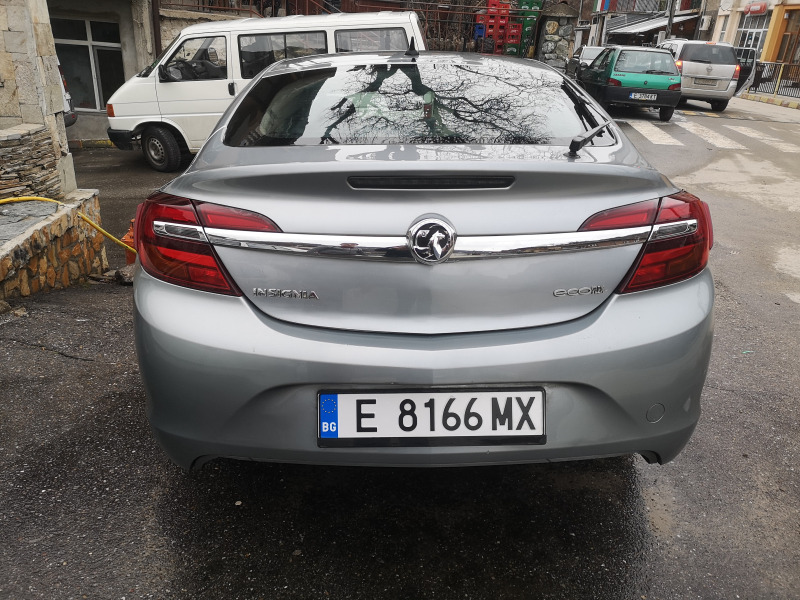 Opel Insignia 2.0, снимка 4 - Автомобили и джипове - 42345962
