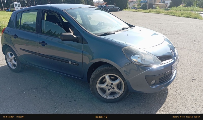 Renault Clio, снимка 1 - Автомобили и джипове - 45798741