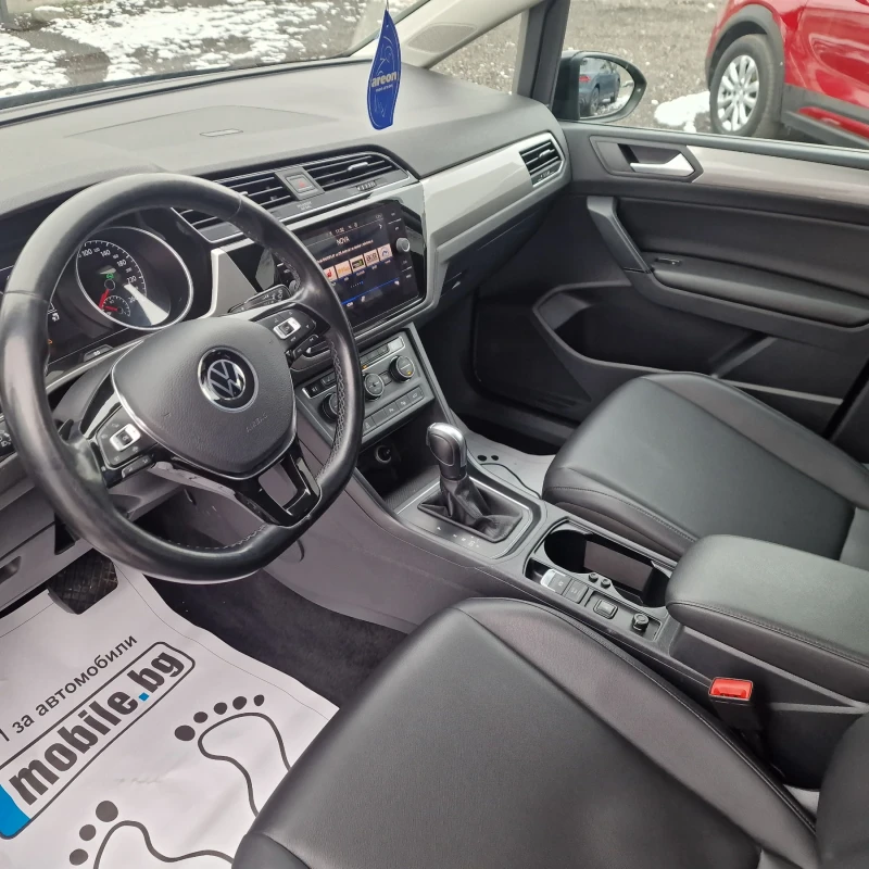 VW Touran 2.0TDI/150KS/6+ 1, снимка 8 - Автомобили и джипове - 48360376