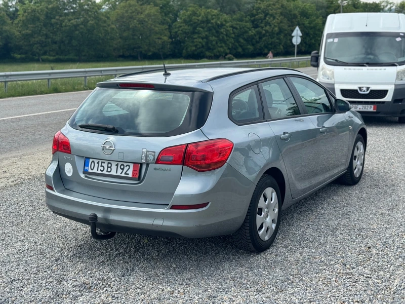 Opel Astra 1.4i* Климатик* Германия* КАТО НОВА* , снимка 4 - Автомобили и джипове - 50377307