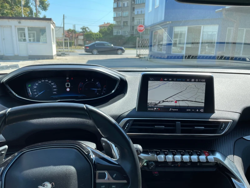 Peugeot 3008 1.6 BlueHDi 120, снимка 11 - Автомобили и джипове - 50467406