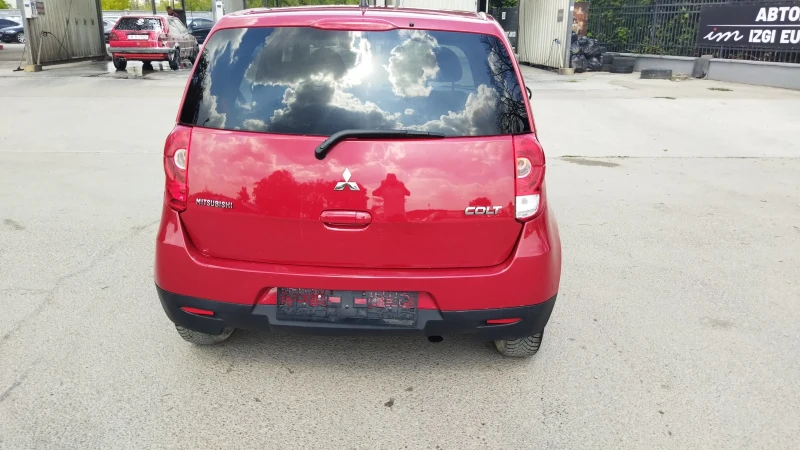 Mitsubishi Colt 1.3i АВТОМАТИК Швейцария, снимка 5 - Автомобили и джипове - 51582265