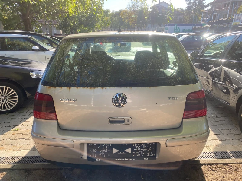VW Golf 1.9tdi 4x4 116к.с , снимка 4 - Автомобили и джипове - 52131437