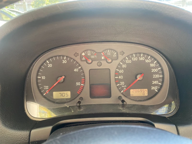 VW Golf 1.9tdi 4x4 116к.с , снимка 11 - Автомобили и джипове - 52131437