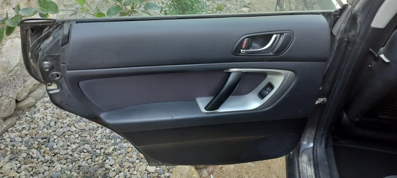 Subaru Legacy, снимка 11 - Автомобили и джипове - 53589546