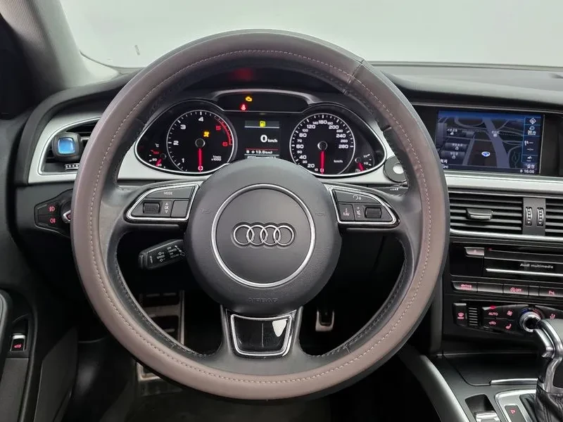 Audi A4 35 Tdi Quattro Dynamic, снимка 13 - Автомобили и джипове - 55896152