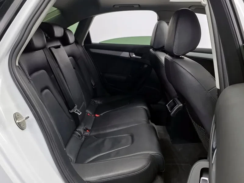 Audi A4 35 Tdi Quattro Dynamic, снимка 12 - Автомобили и джипове - 55896152