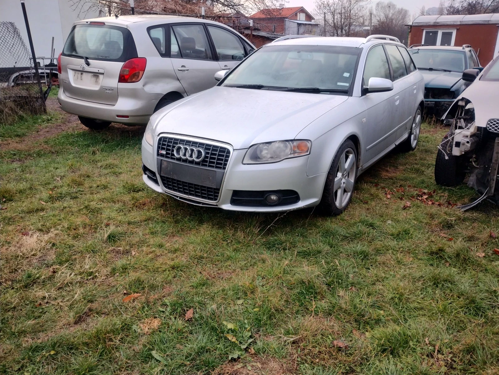 Audi A4 На части, снимка 1