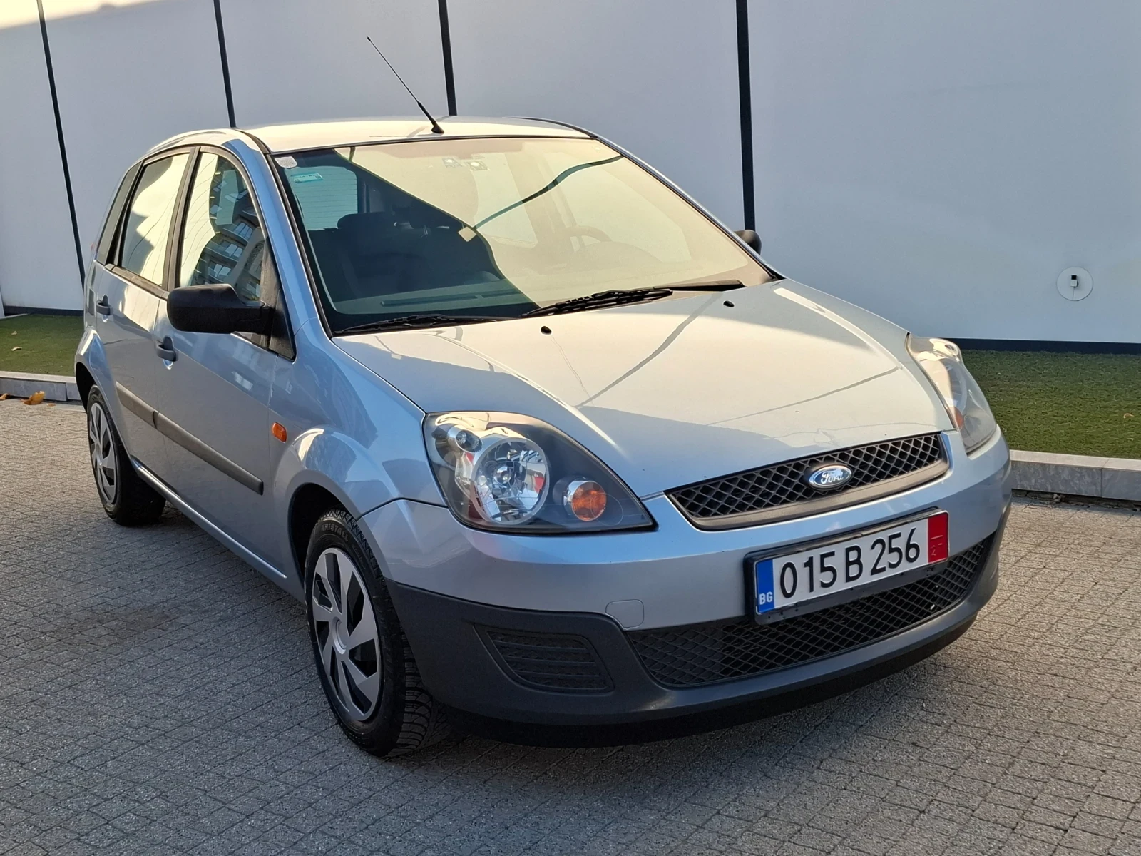 Ford Fiesta 1.3 (69kc)* * * FACELIFT* * *  - изображение 8