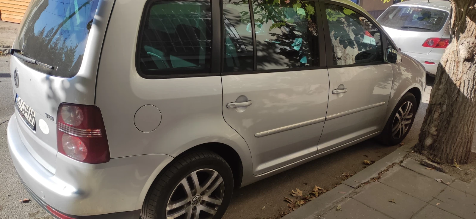 VW Touran  - изображение 3