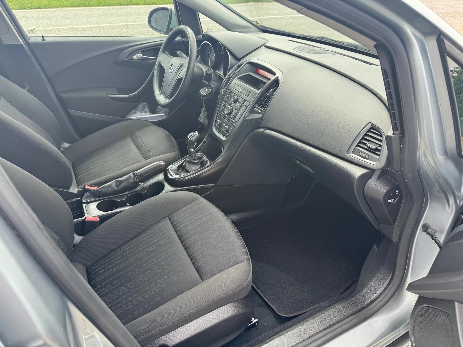 Opel Astra 1.4i* Климатик* Германия* КАТО НОВА*  - изображение 7