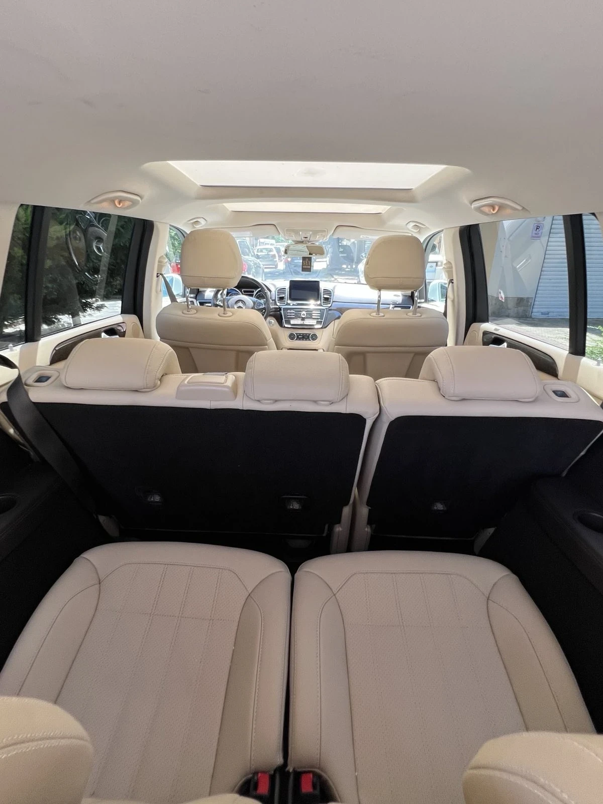 Mercedes-Benz GLS 450  - изображение 10