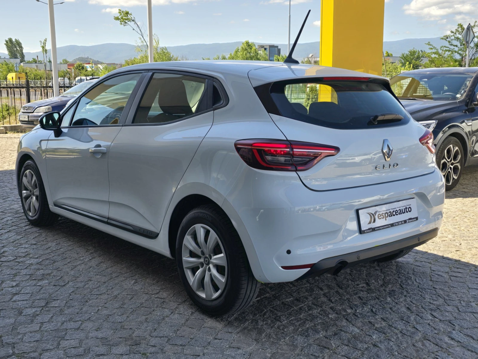 Renault Clio 1.0TCe/ 100к.с./Life - изображение 7