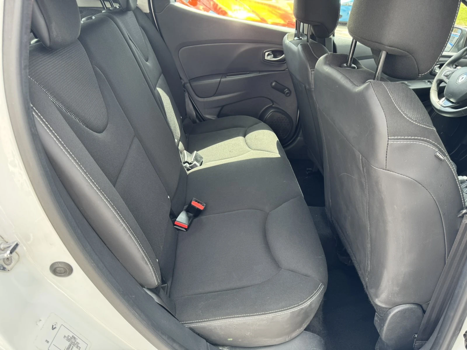 Renault Clio 1.5 DCi 75k.c. - изображение 10
