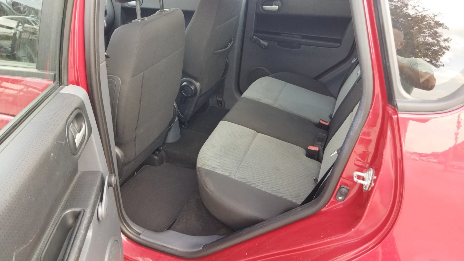 Mitsubishi Colt 1.3i АВТОМАТИК Швейцария | Mobile.bg — изображение 12
