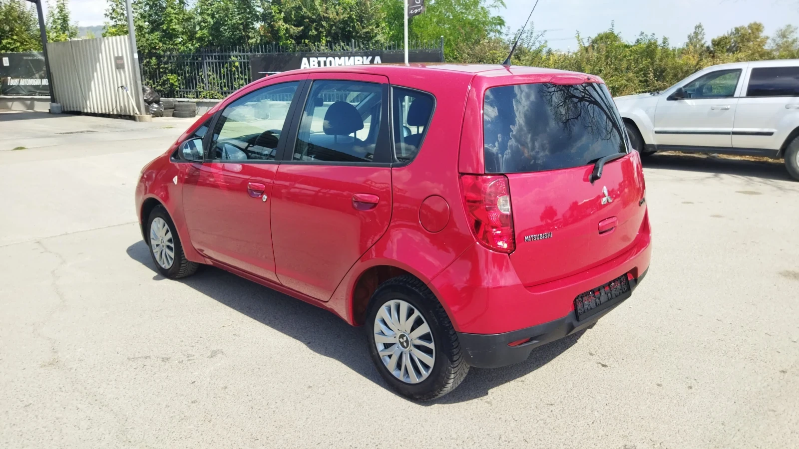 Mitsubishi Colt 1.3i АВТОМАТИК Швейцария - изображение 6