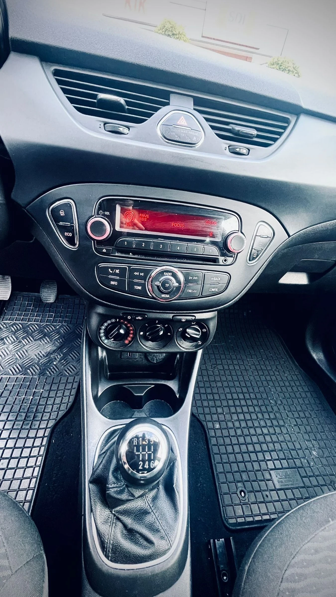 Opel Corsa  - изображение 2