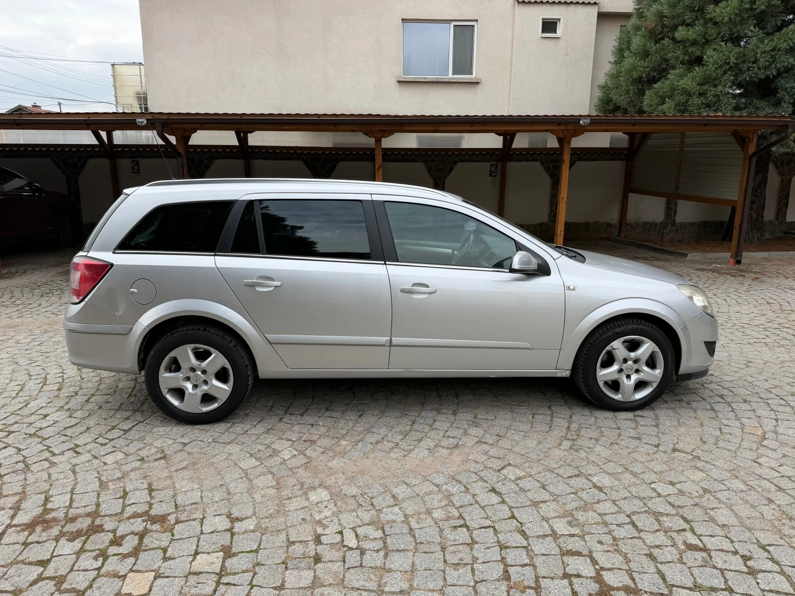 Opel Astra 1.9 - изображение 6