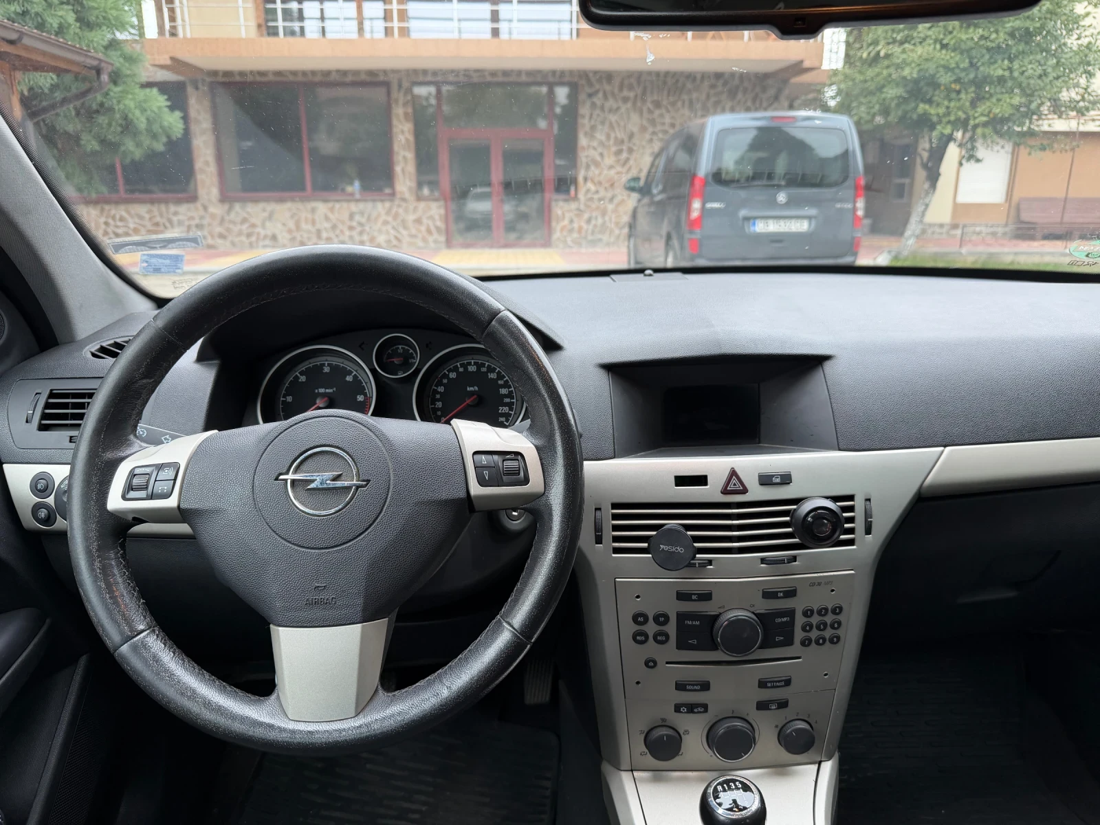 Opel Astra 1.9 - изображение 9