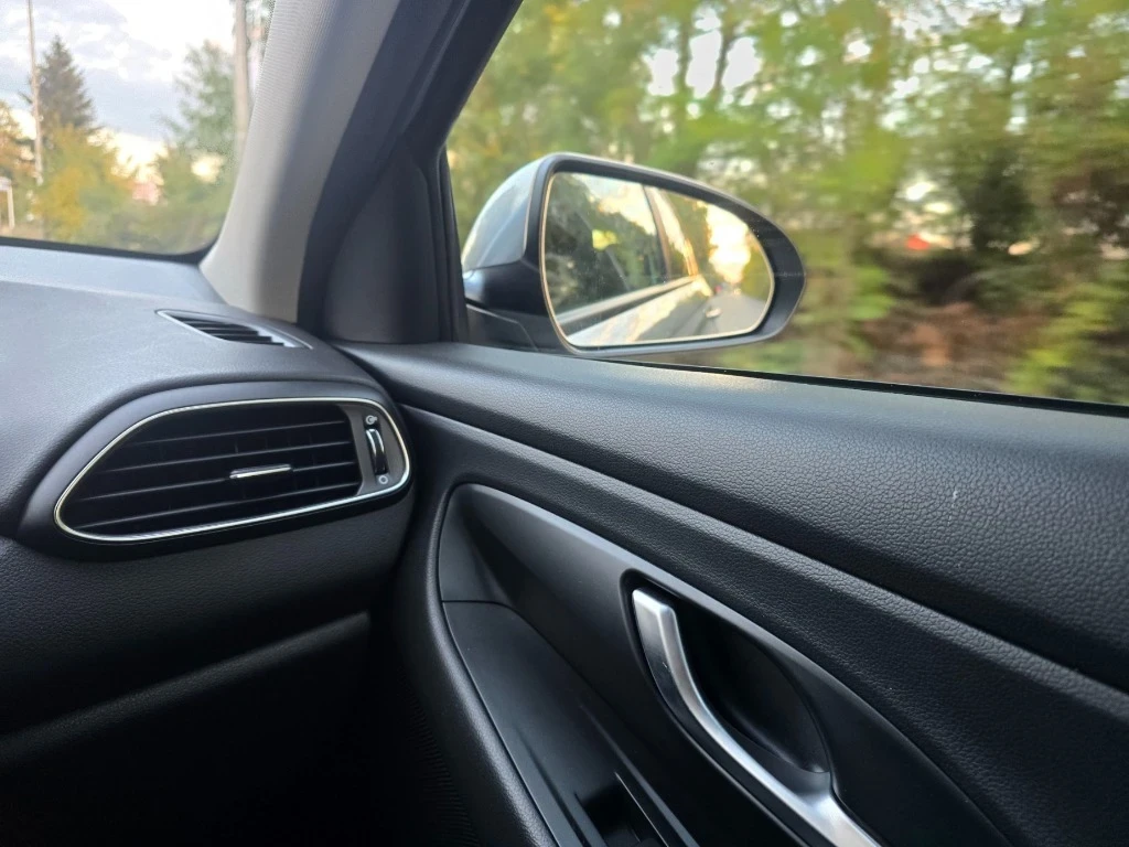 Hyundai I30 1.0 T-GDI | Mobile.bg � ����������� 11