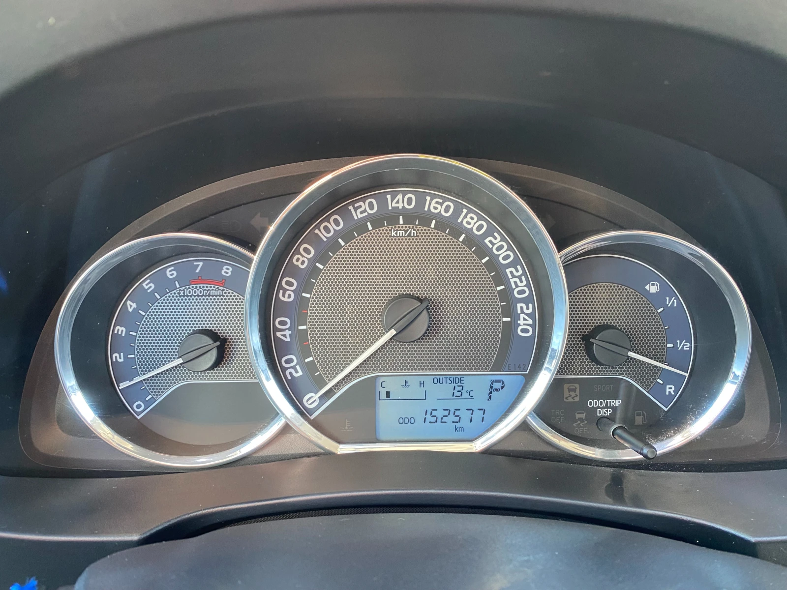 Toyota Corolla 1.6 AT , снимка 15 - Автомобили и джипове - 53805207