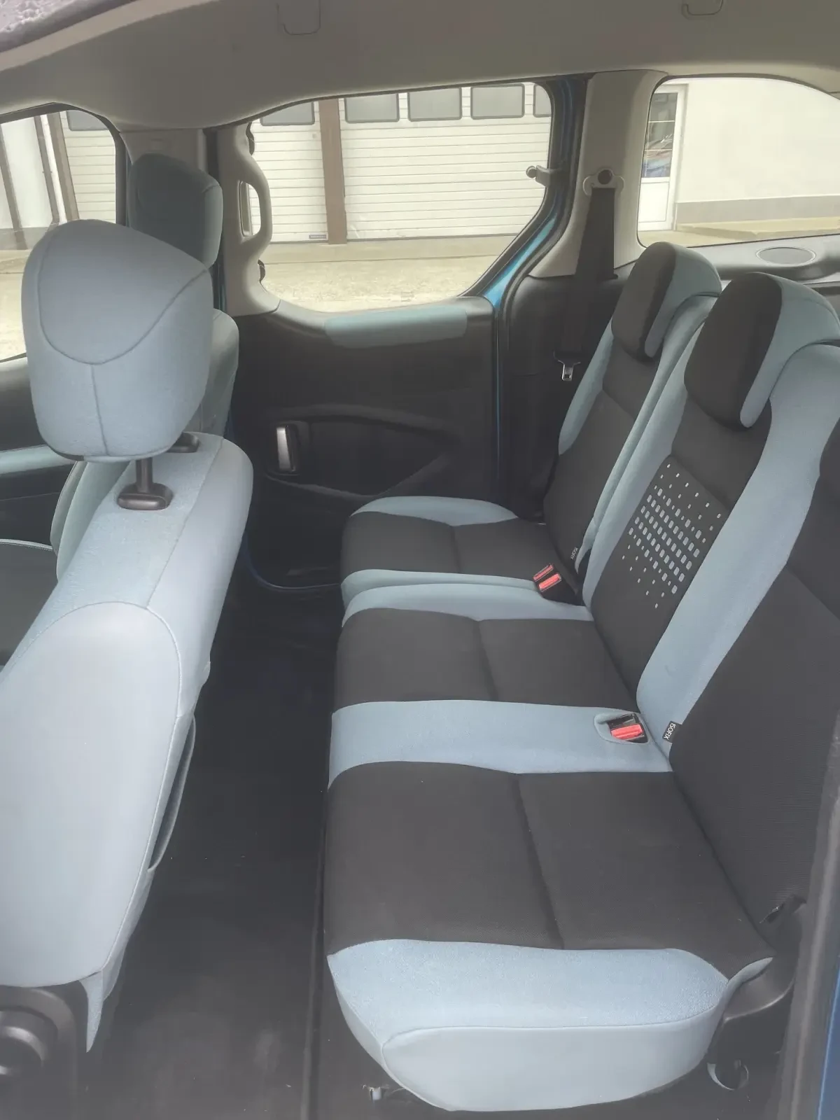 Citroen Berlingo 1.6 HDI 92, снимка 9 - Автомобили и джипове - 54143171