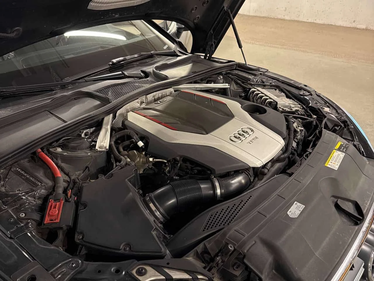 Audi Coupe Technik  CARFAX, снимка 10 - Автомобили и джипове - 54156004