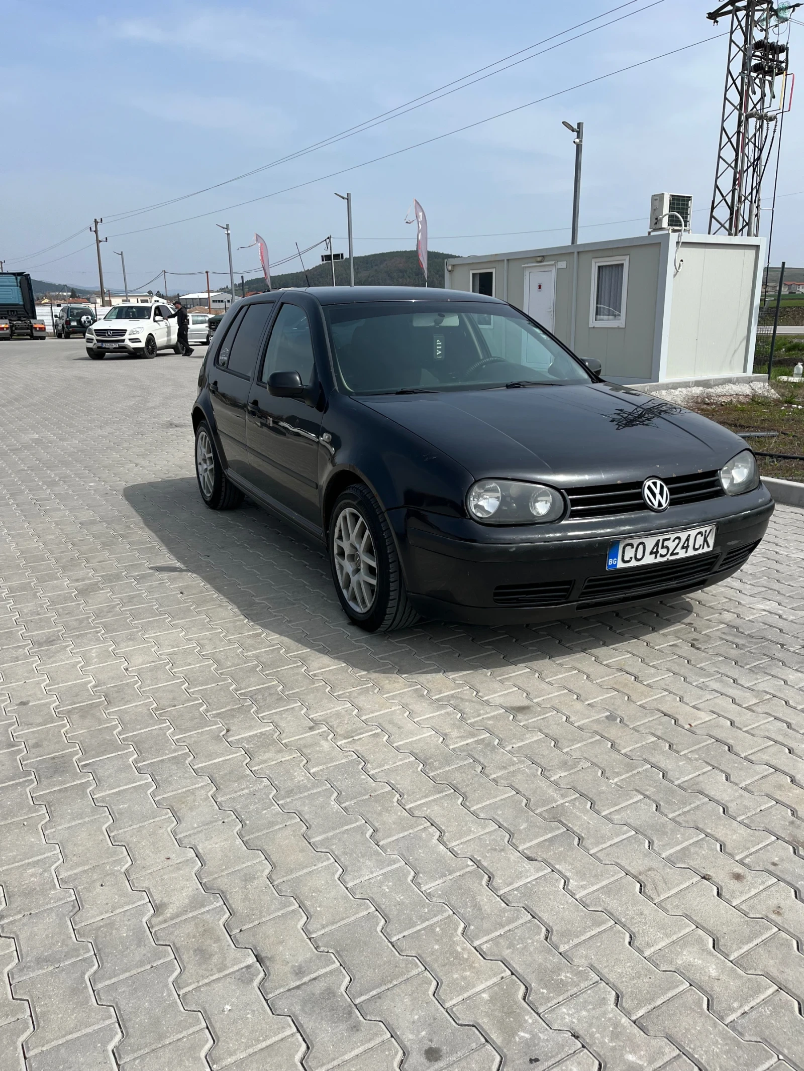 VW Golf, снимка 2 - Автомобили и джипове - 54180467