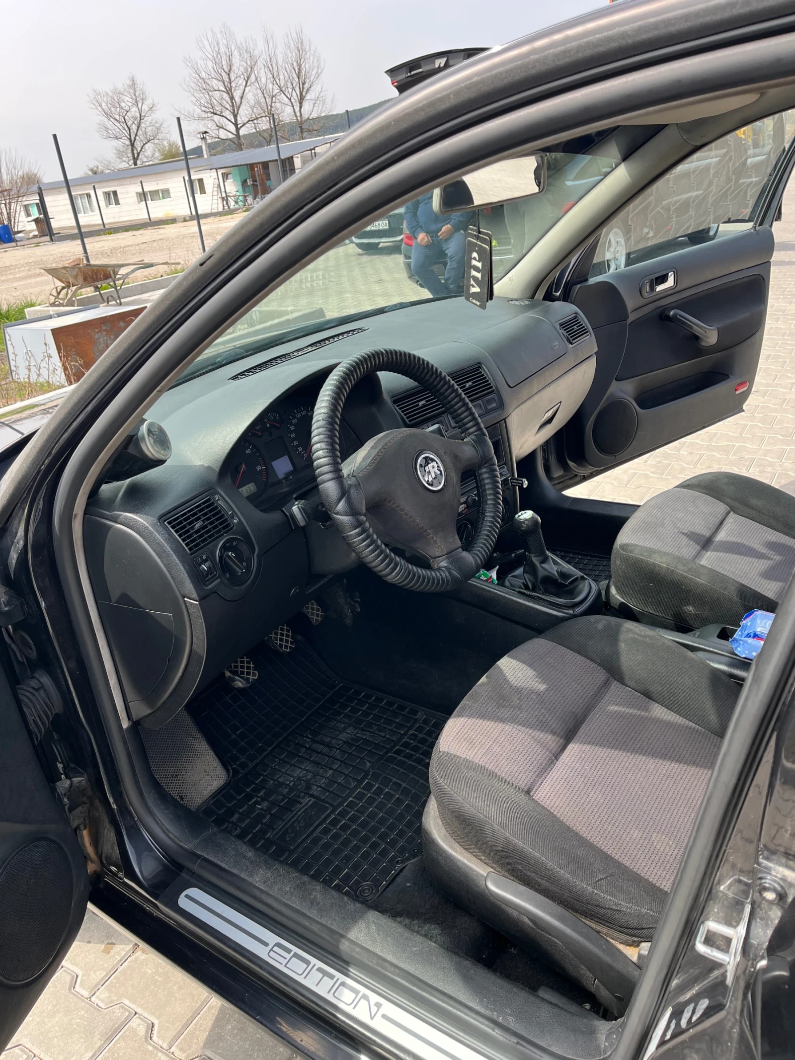 VW Golf, снимка 5 - Автомобили и джипове - 54180467