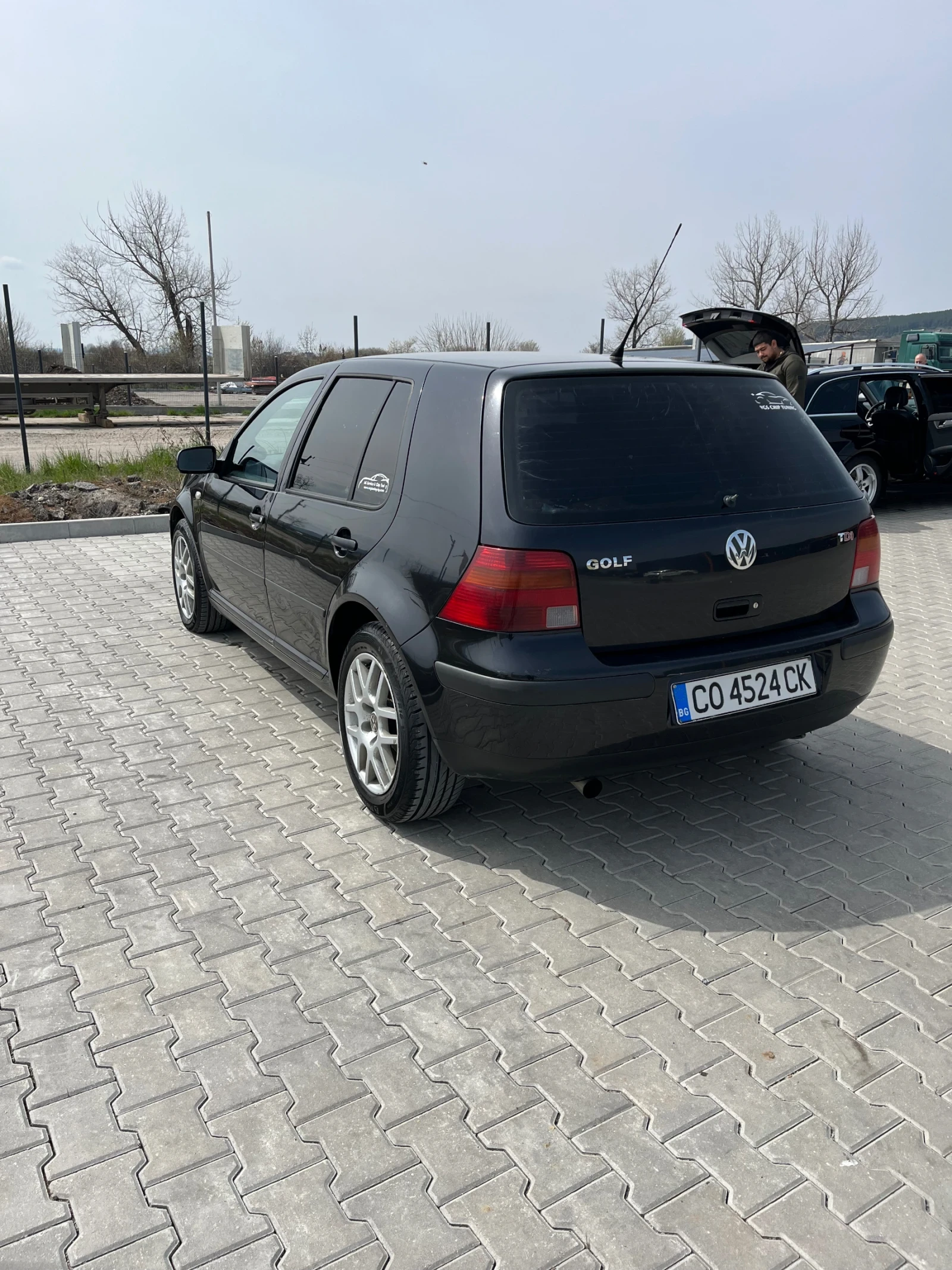 VW Golf, снимка 3 - Автомобили и джипове - 54180467