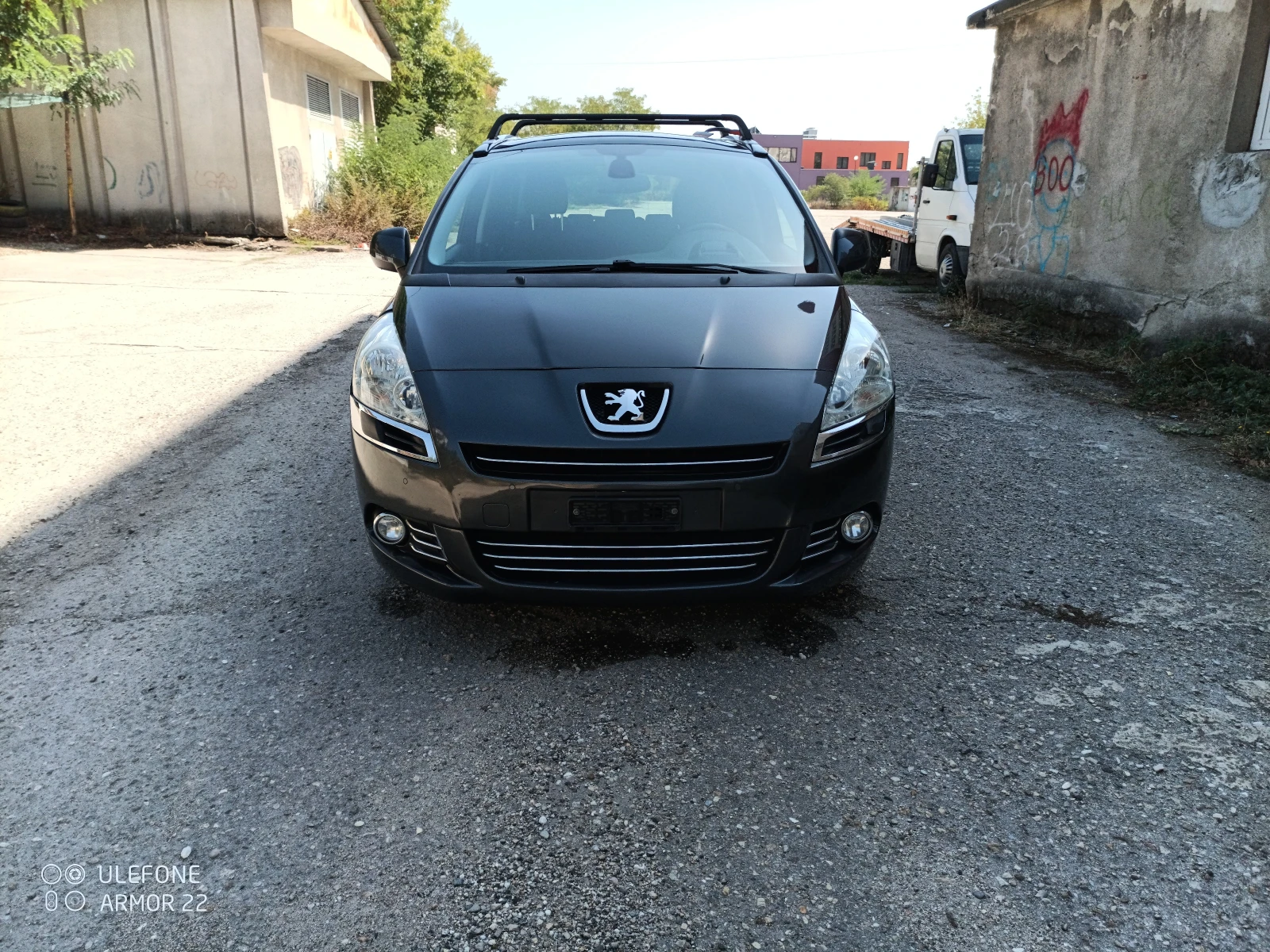 Peugeot 5008 1.6 Panorama, снимка 2 - Автомобили и джипове - 54236637