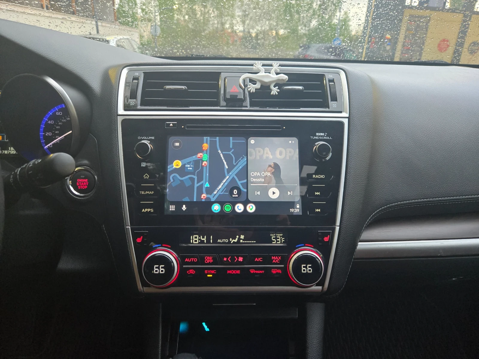 Subaru Outback 3.6R | Touring | 4X4 | лизинг | Подходящ за ГАЗ, снимка 15 - Автомобили и джипове - 54392737