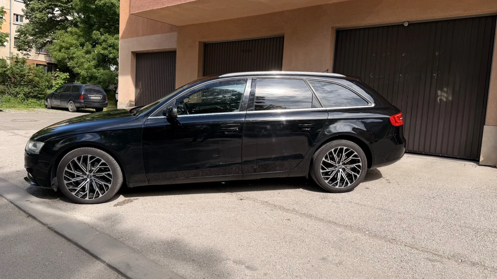 Audi A4 AVANT, снимка 10 - Автомобили и джипове - 54602551
