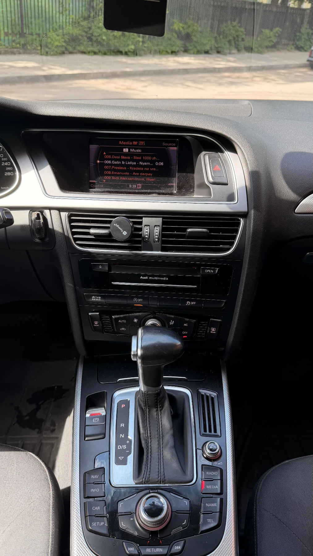 Audi A4 AVANT, снимка 5 - Автомобили и джипове - 54602551