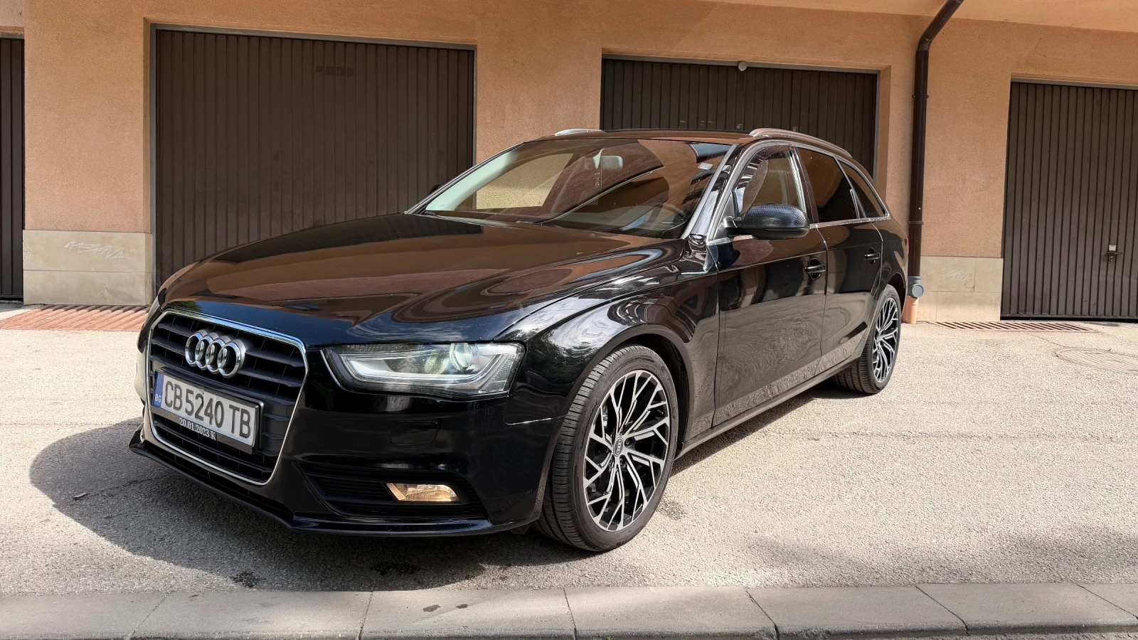 Audi A4 AVANT, снимка 11 - Автомобили и джипове - 54602551