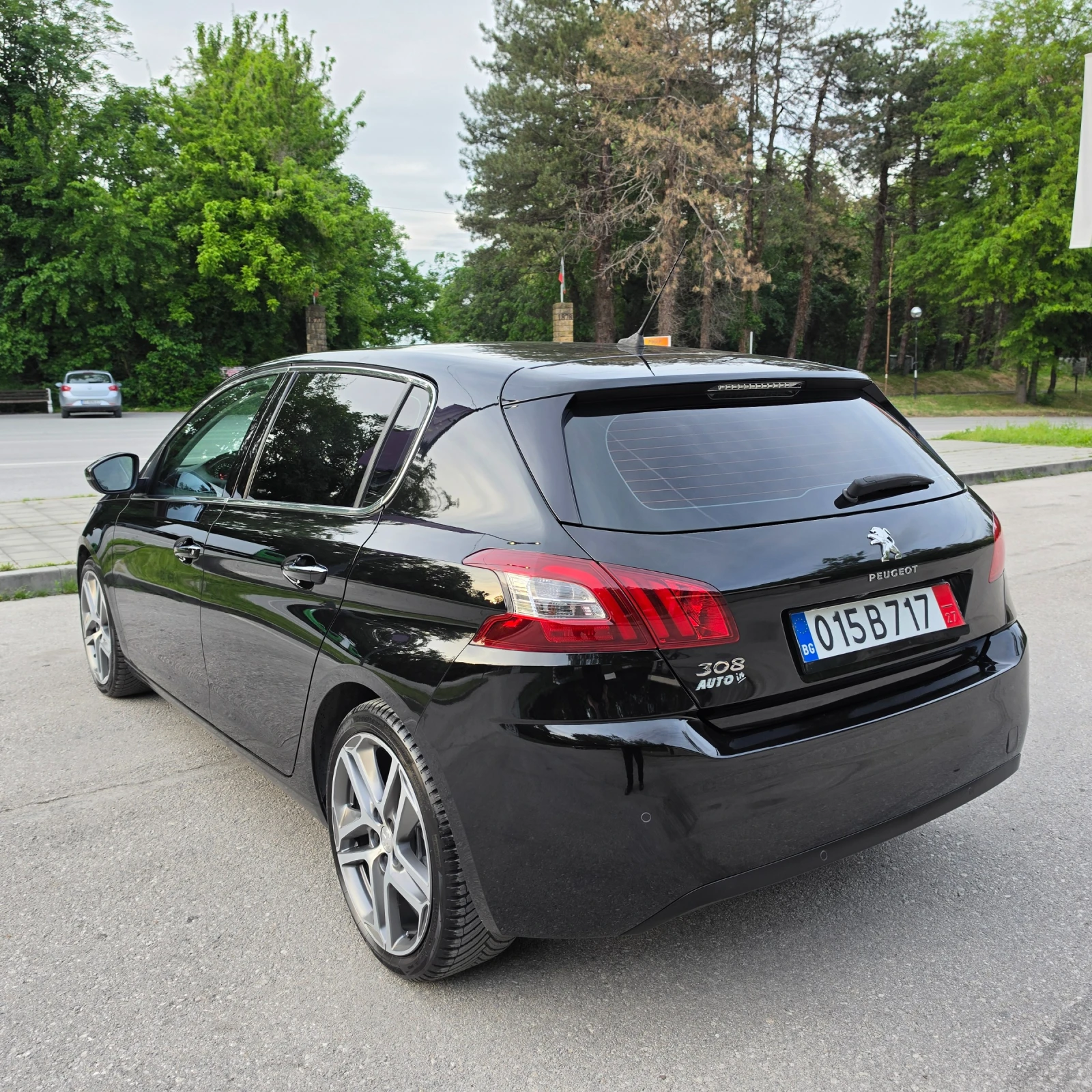 Peugeot 308 1.6HDI FULL, снимка 3 - Автомобили и джипове - 54624083
