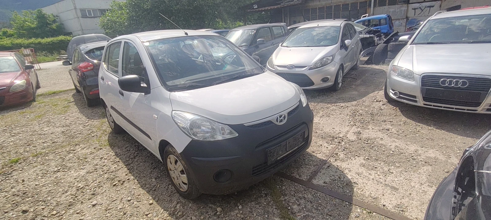Hyundai I10 1.1 G4HD 66кс, снимка 9 - Автомобили и джипове - 54641462