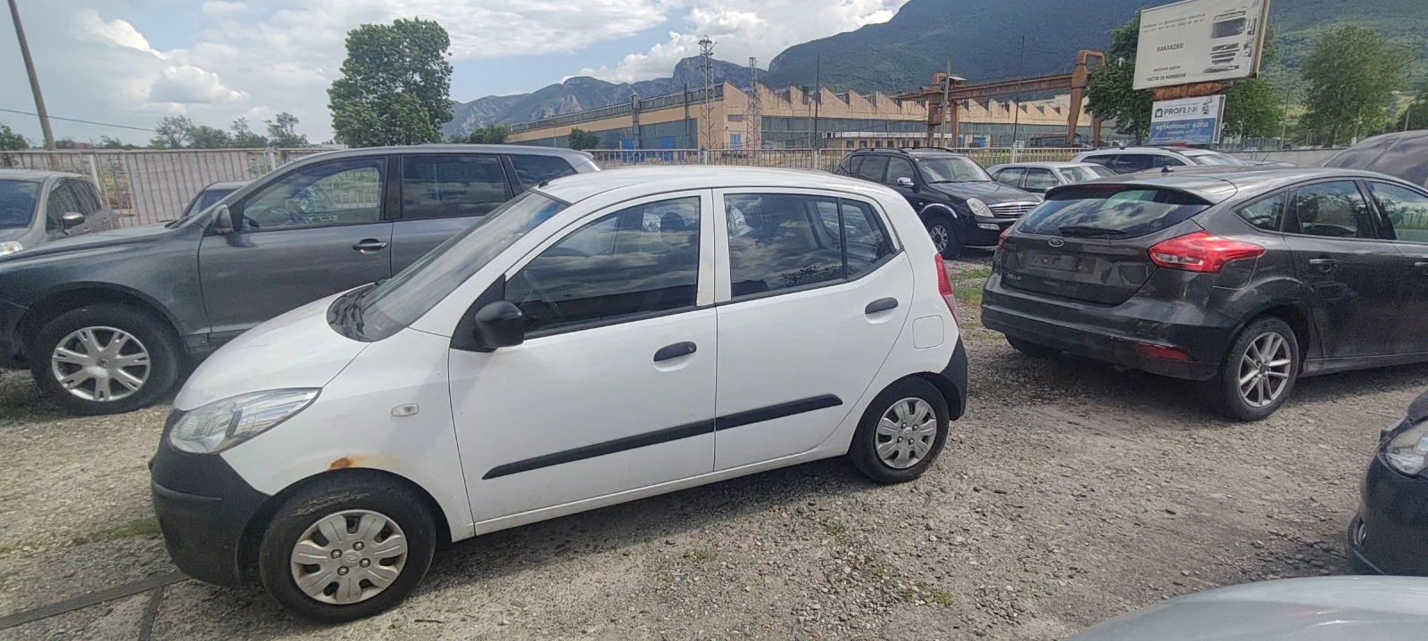 Hyundai I10 1.1 G4HD 66кс, снимка 3 - Автомобили и джипове - 54641462
